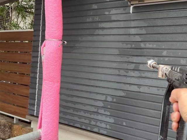 三木市の外壁の高圧洗浄